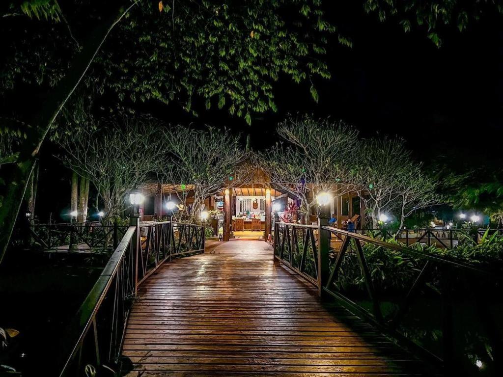 Pai Hotsprings Spa Resort Extérieur photo