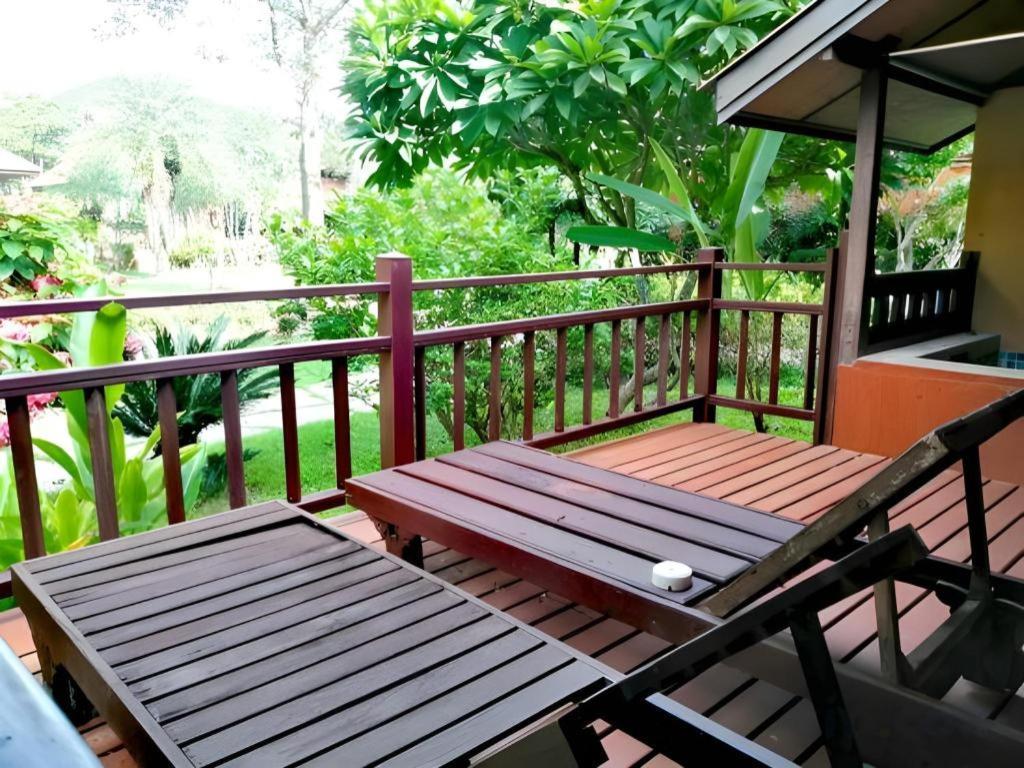 Pai Hotsprings Spa Resort Extérieur photo