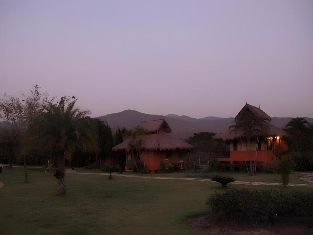 Pai Hotsprings Spa Resort Extérieur photo